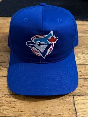 Genuine Merchandise Blue Toronto Blue Jays Cap with Red Accent